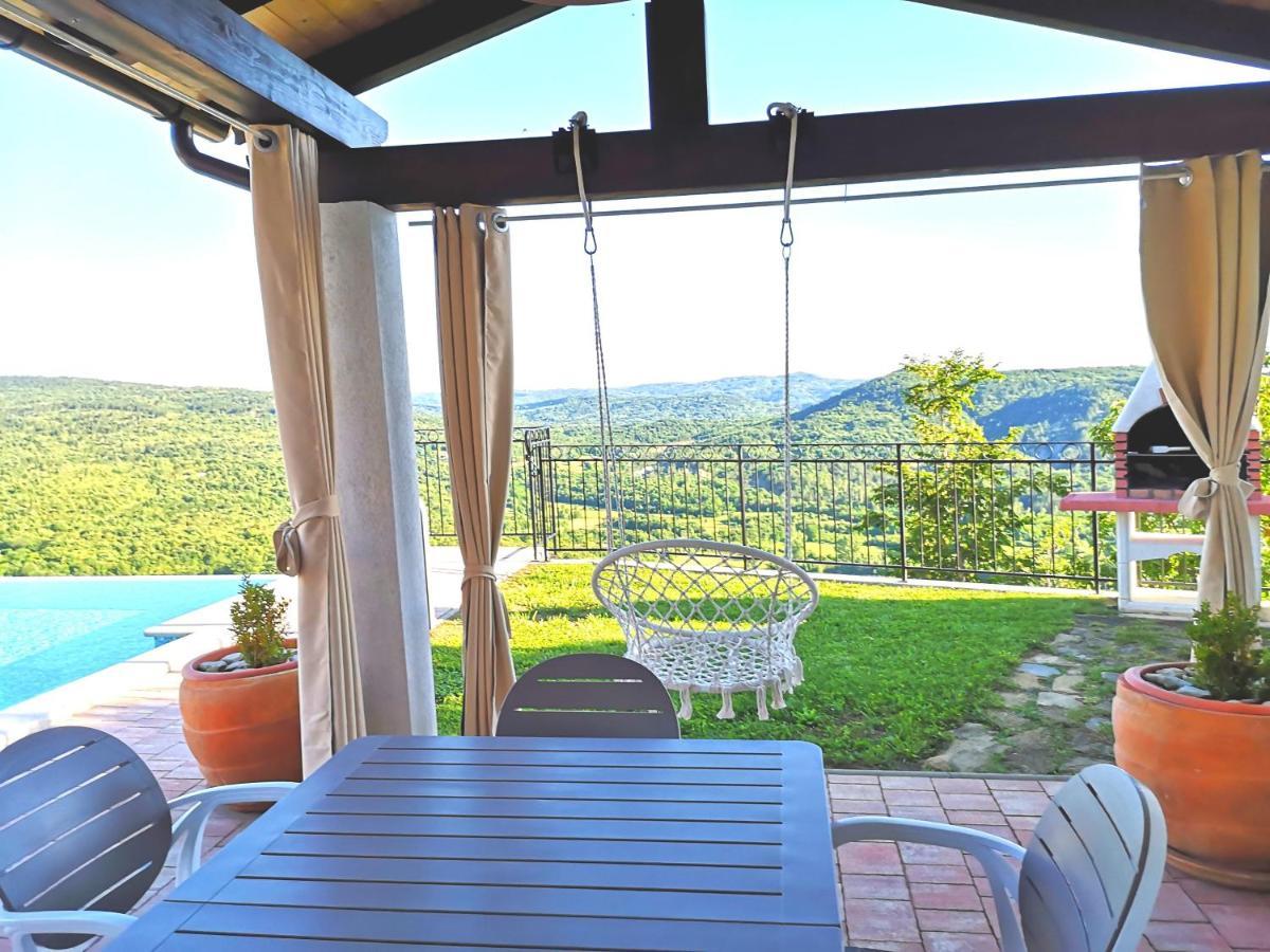 Home Andrea With Infinity Salty Pool Roč 外观 照片